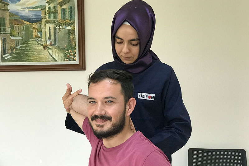 العلاج اليدوي والعظام